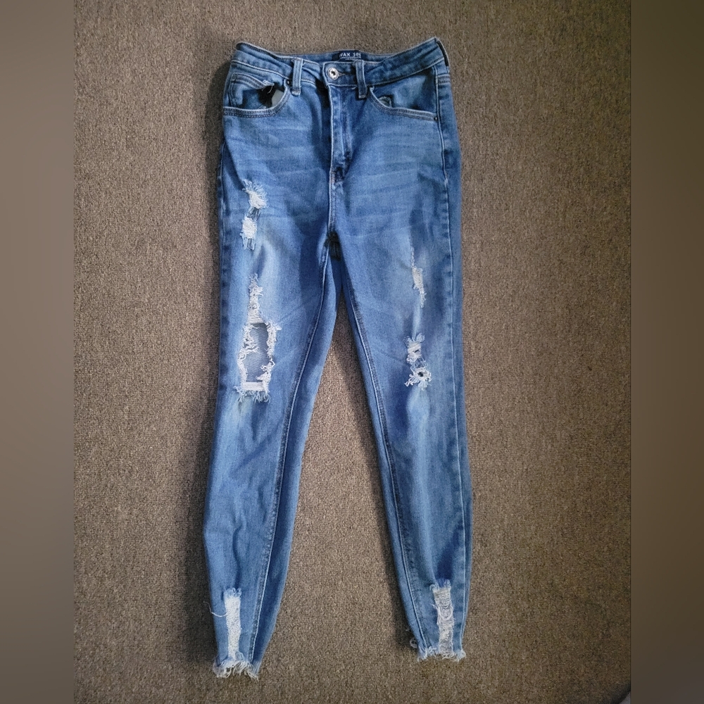 Size 3/26 Max Jeans Women's Ripped Skinny Jeans !